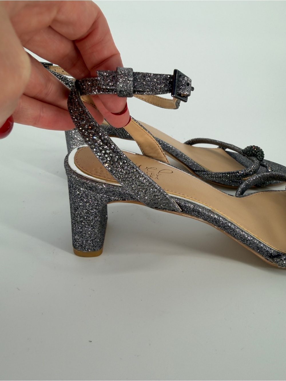 Jewel Badgley Mischka Gavi Low Block Heel Pewter Sandal Women's - 7.5 - Picture 9 of 12